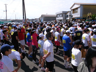 【盛況のロードレース大会】